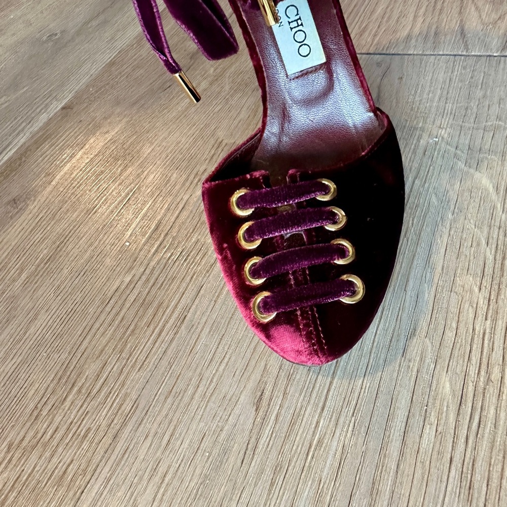 JIMMY CHOO MARI Burgundy Wine Velvet Lace-Up Pumps- SZ IT 36.5 - Picture 8 of 10